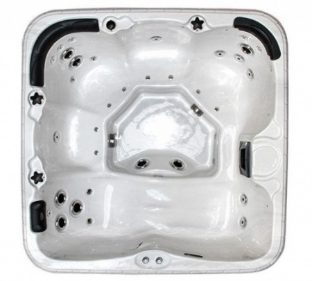 Спа бассейн Fonteyn Spas Resort