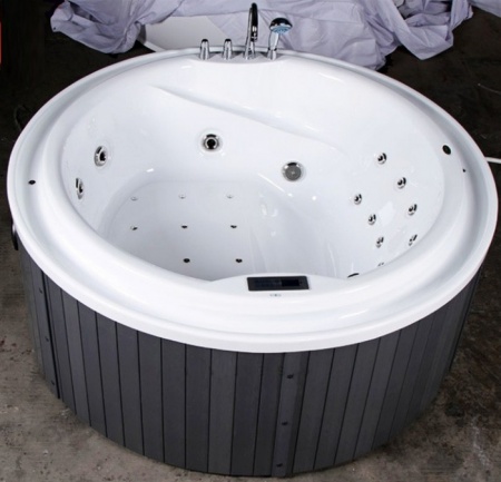 Гидромассажный спа-бассейн Sunrans SR840