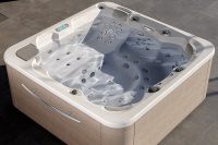 Спа-бассейн AstralPool Pacific 70 Спа-бассейн AstralPool Pacific 70